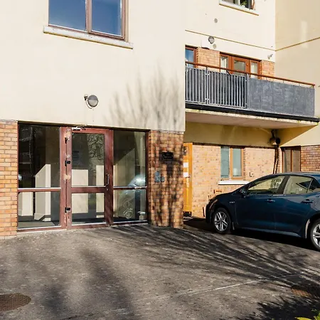 Apartment Contractor Housing - Sleeps 4 *