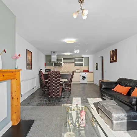 Contractor Housing - Sleeps 4