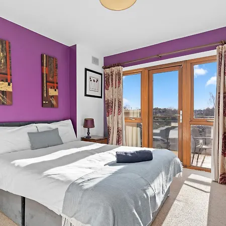 Apartment Contractor Housing - Sleeps 4 *